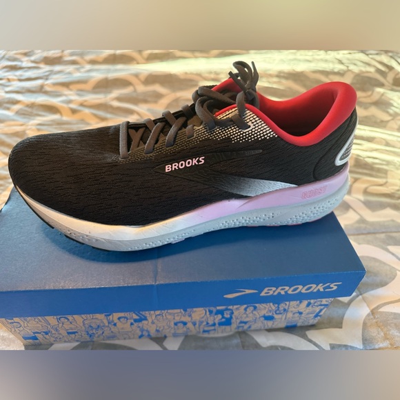 Brooks Ghost 16, women’s, size 11.5 - Picture 5 of 8